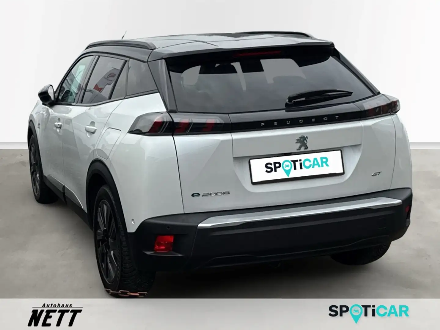 Peugeot 2008 GT Elektromotor 136 Weiß - 2