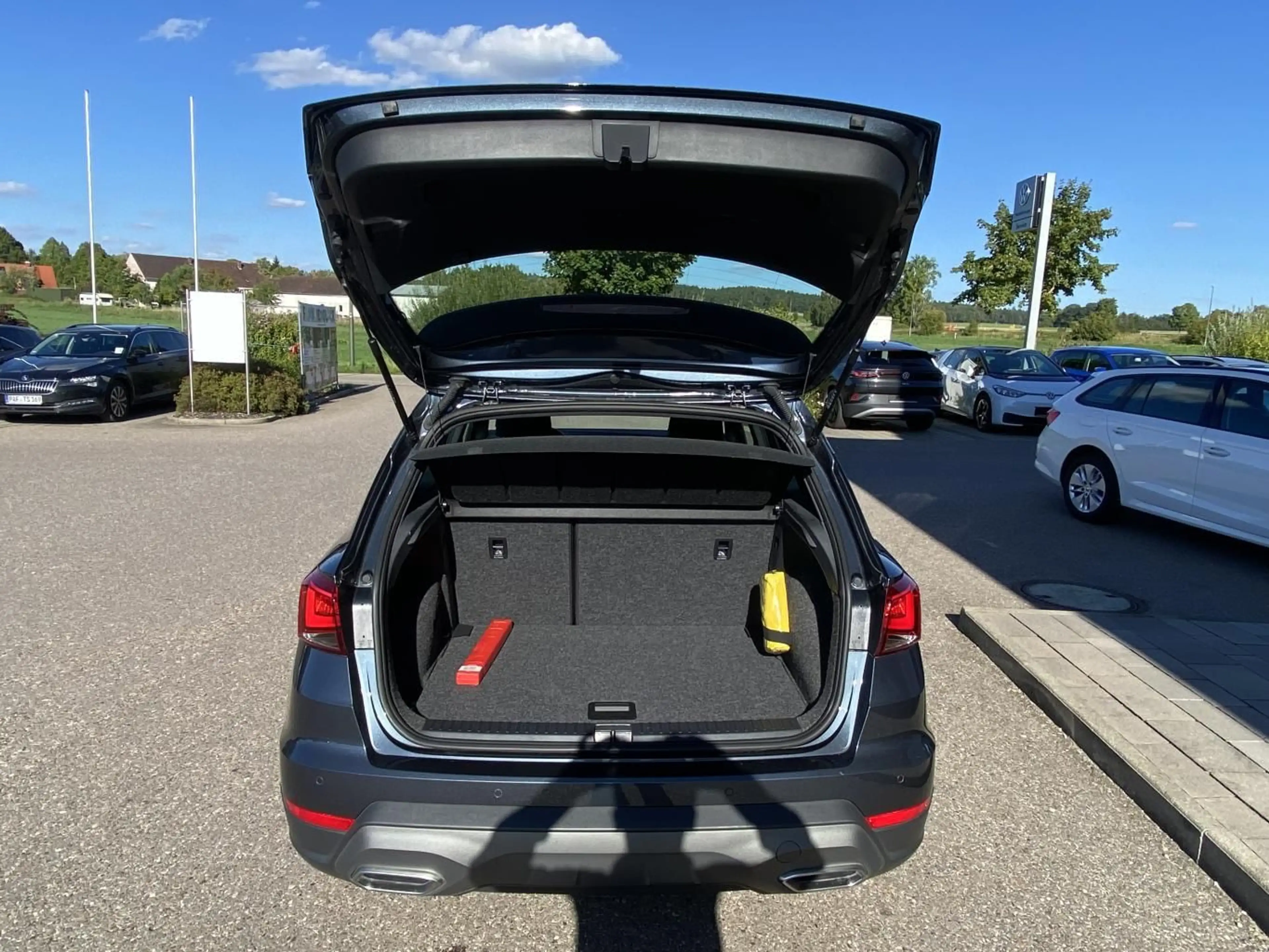 SEAT Arona 1.0 TSI FR 17"+VIRTUAL-COCKPIT+NAVI-PRO+KA — photo 14