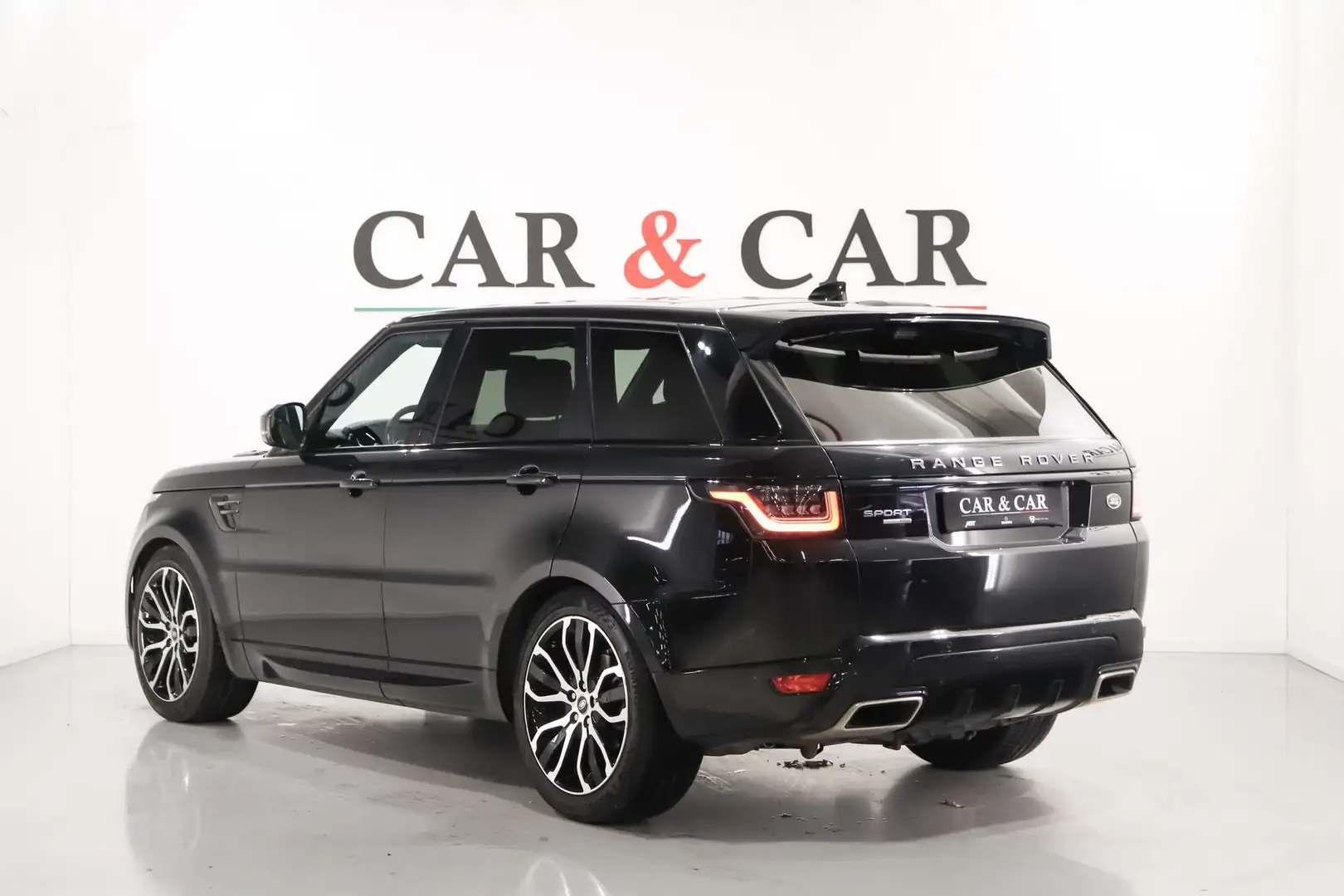 Land Rover Range Rover Sport 3.0 SDV6 249 CV HSE Dynamic Zwart - 2