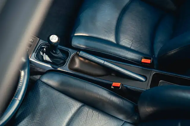 Porsche 911 view 11