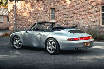 911 CARRERA 4 CABRIOLET / FIRST PAINT / FULL SERVICE / TOP CONDITION / 3 OWNERS