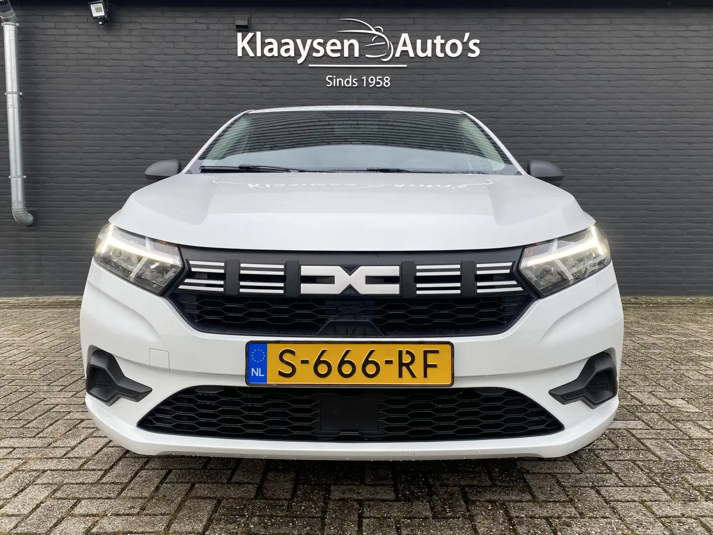 Dacia Sandero 1.0 TCe LPG 100 ECO-G Essential | 1e eigenaar | de Wit - 2