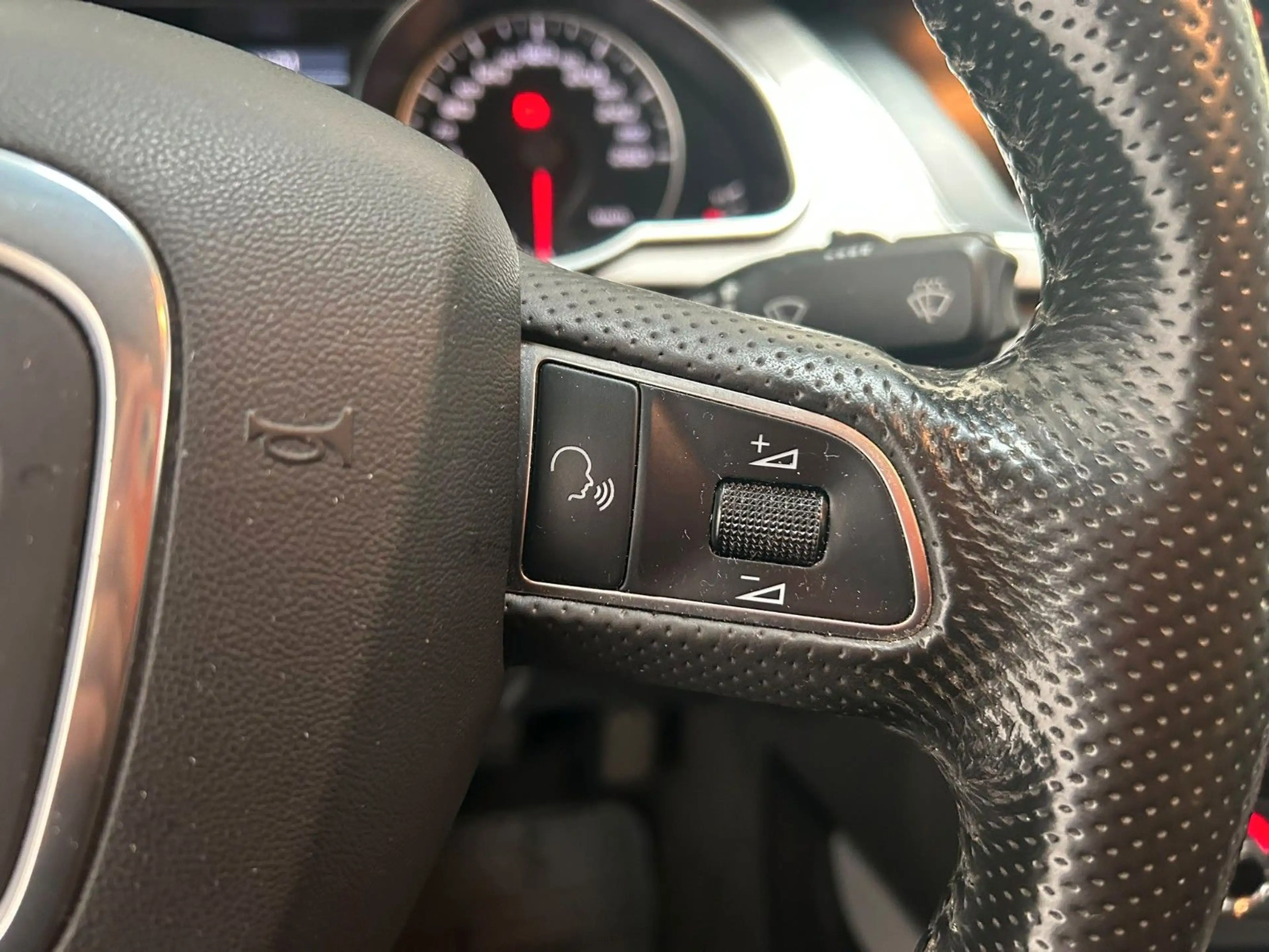 Audi A5 Sportback 2.0 TFSI Xenon Pdc — photo 13