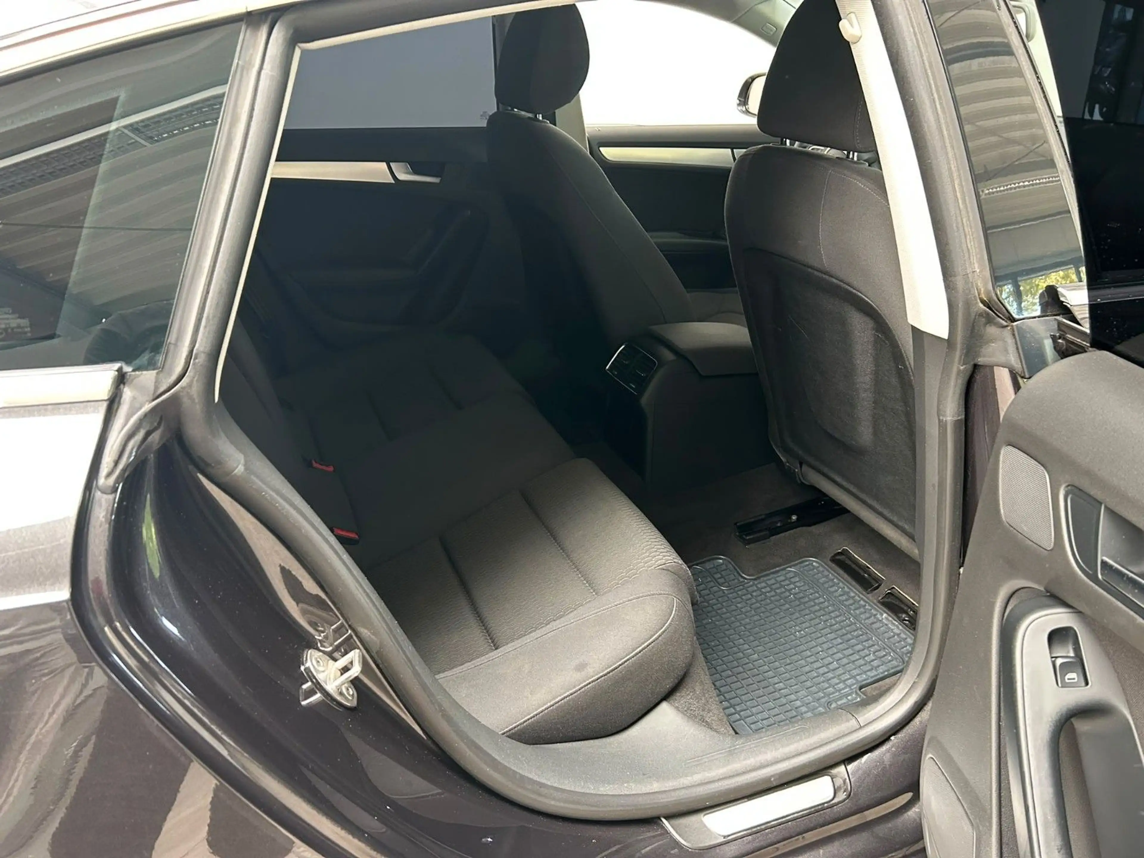 Audi A5 Sportback 2.0 TFSI Xenon Pdc — photo 12