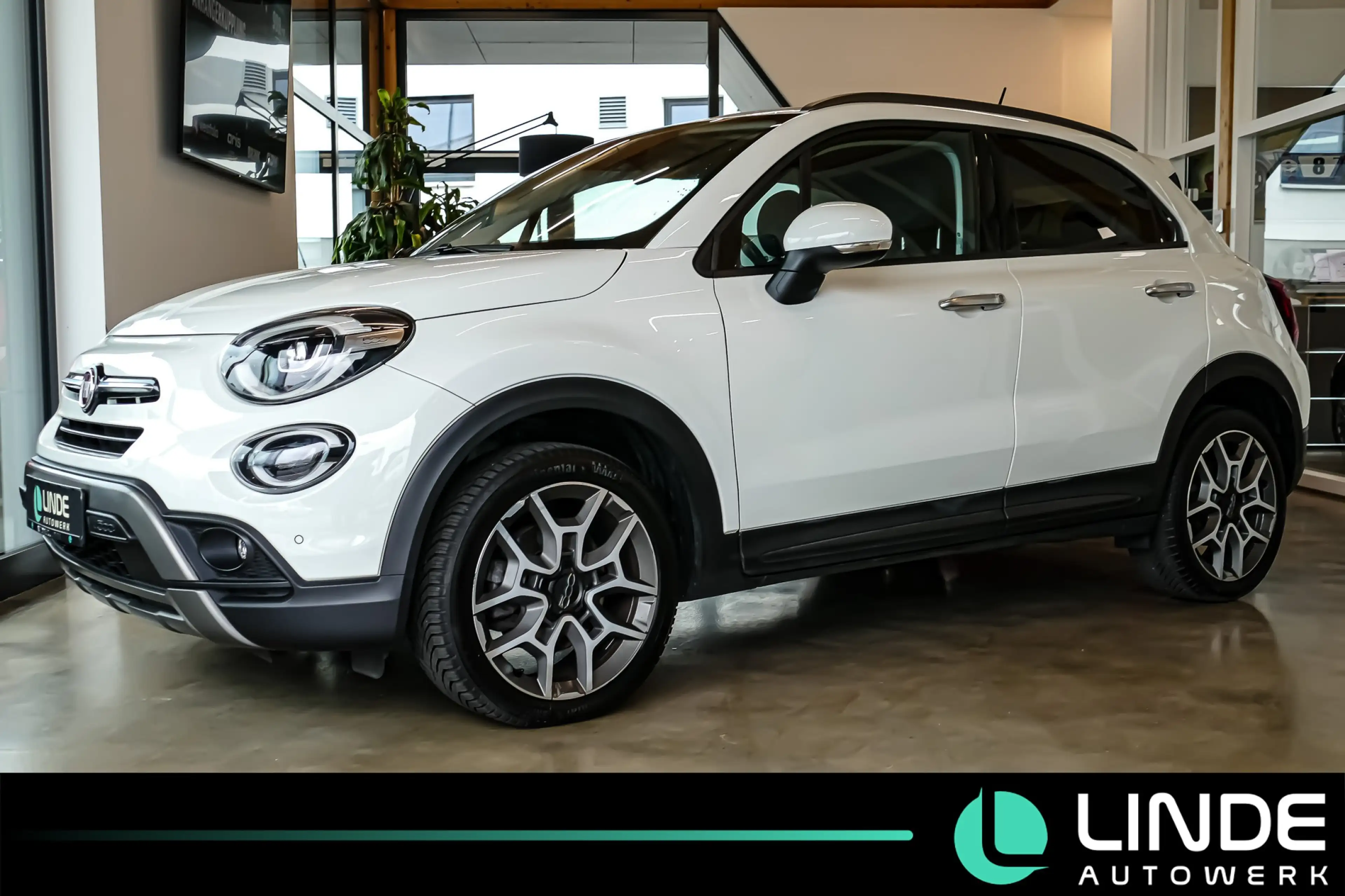 Fiat 500X Cross |SHZ|TEMPOMAT|PDC|RF.KAMERA|MFL|BT