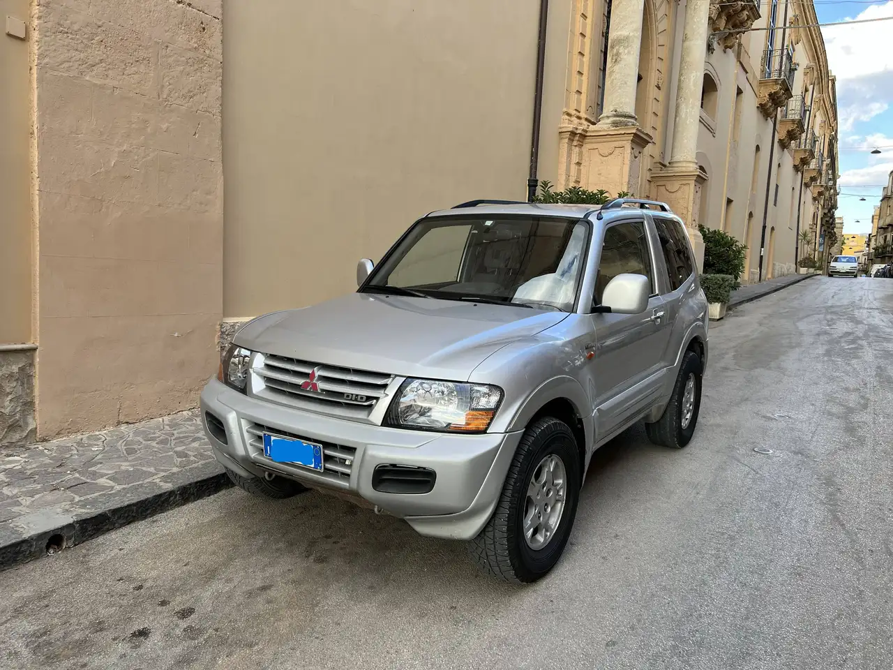 Mitsubishi Pajero III 2000 3p 3.2 tdi 16v di-d GLX, foto 1