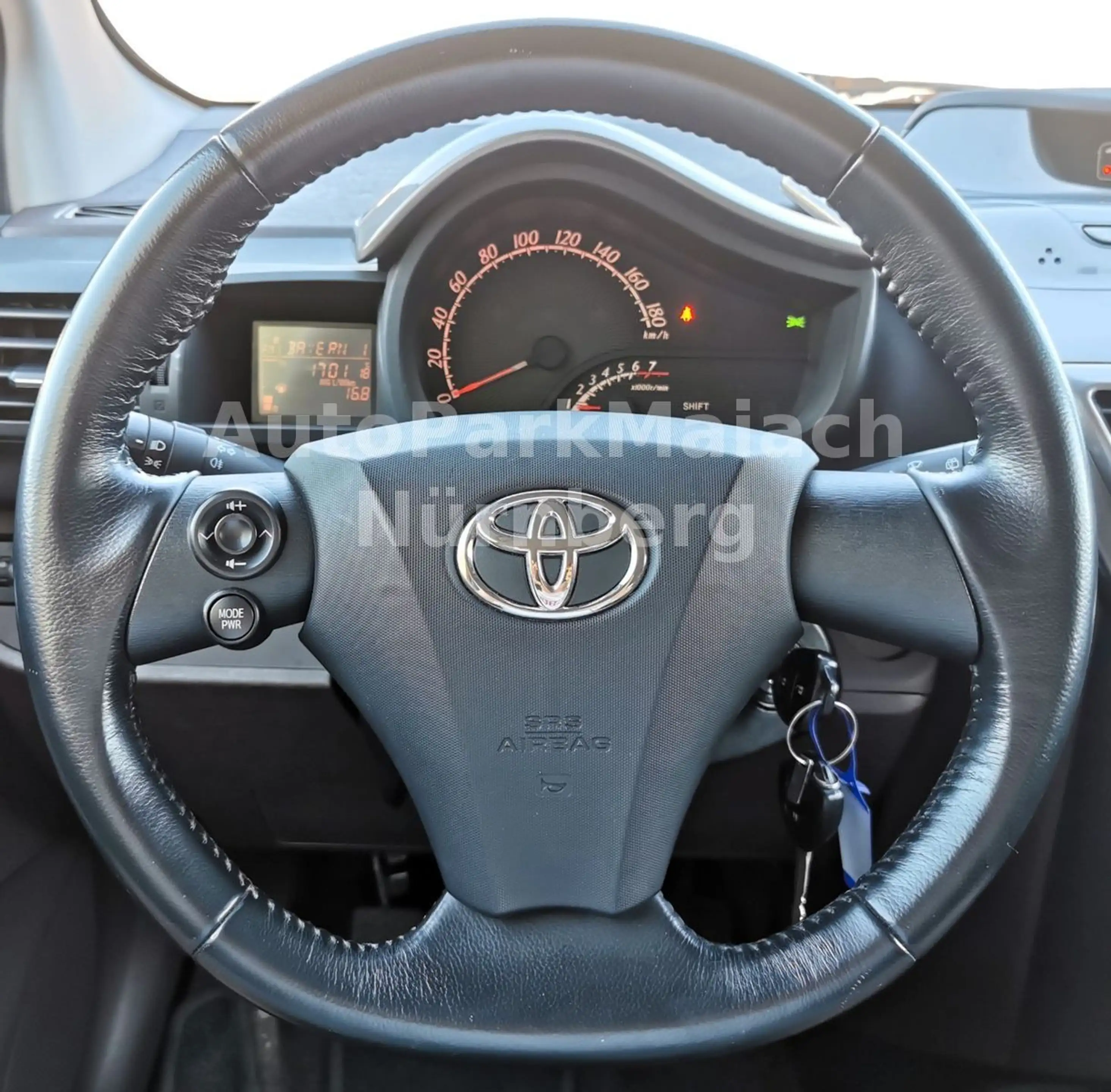 Toyota iQ iQ 4-Sitzer/Klima/Alu/2.Hd./Service/gepflegt — photo 10
