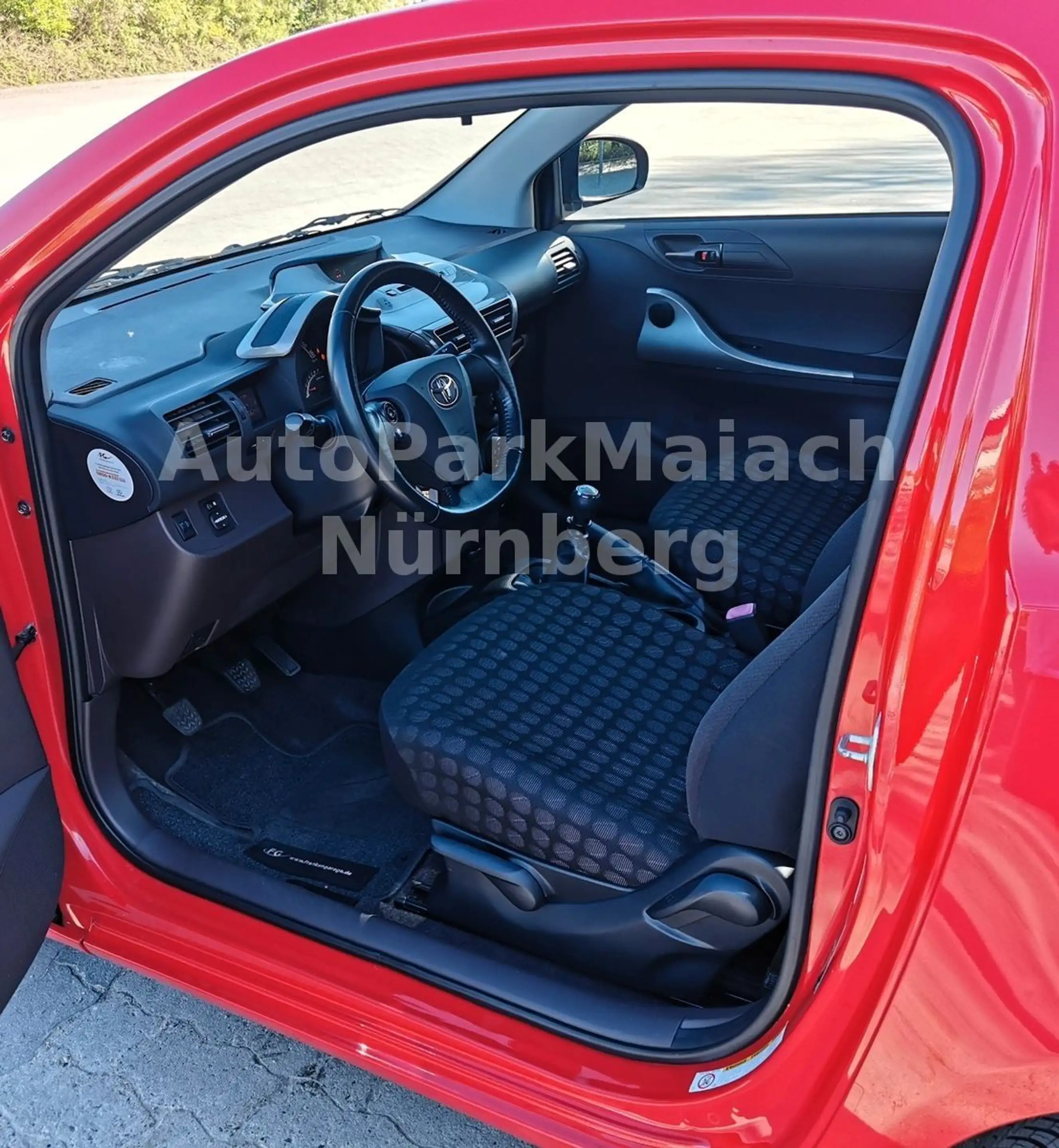Toyota iQ iQ 4-Sitzer/Klima/Alu/2.Hd./Service/gepflegt — photo 7