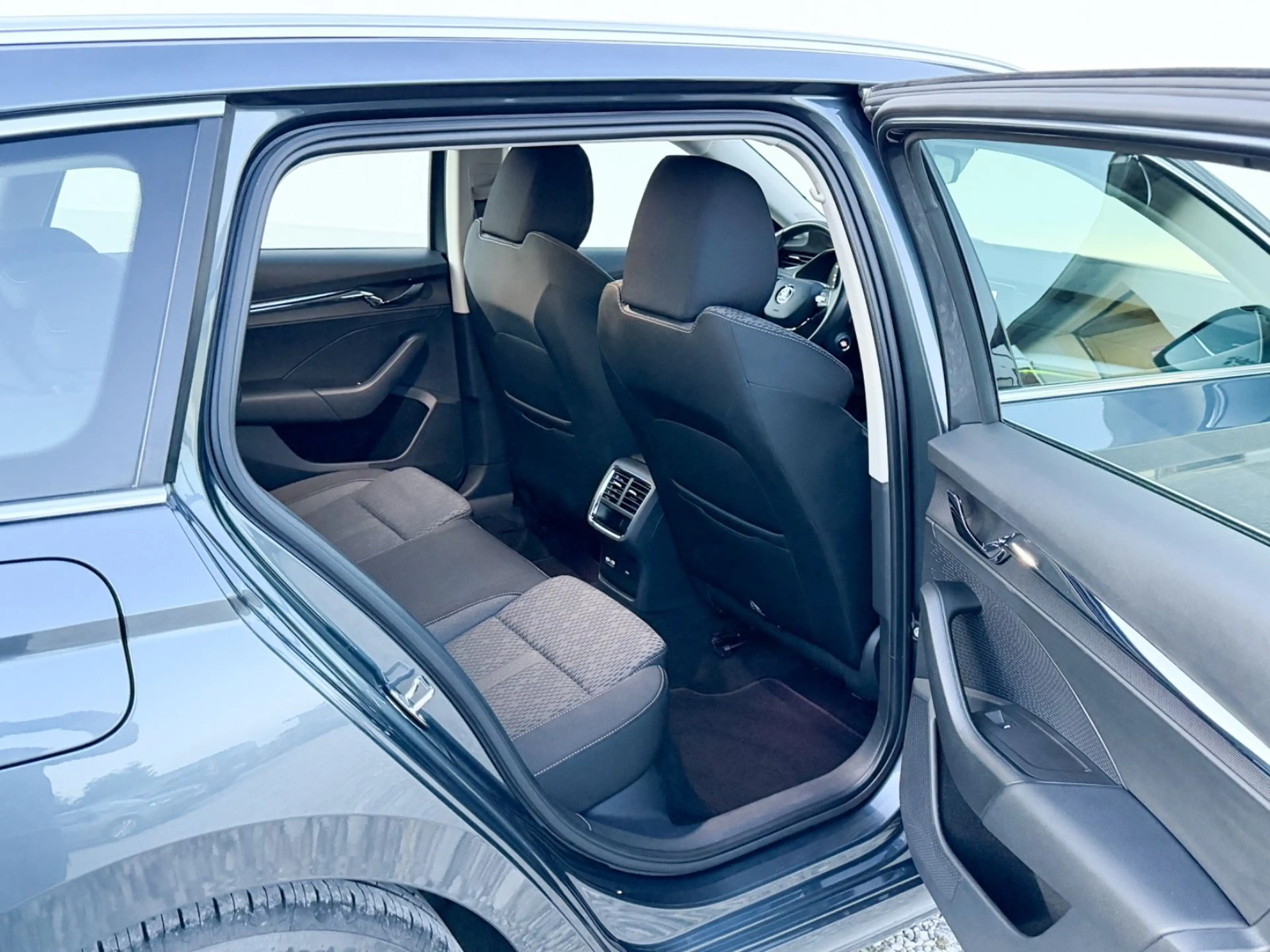 Skoda Octavia Combi Style 2.0 TDI,Kamera,HUD,LED,1Hd. — photo 12