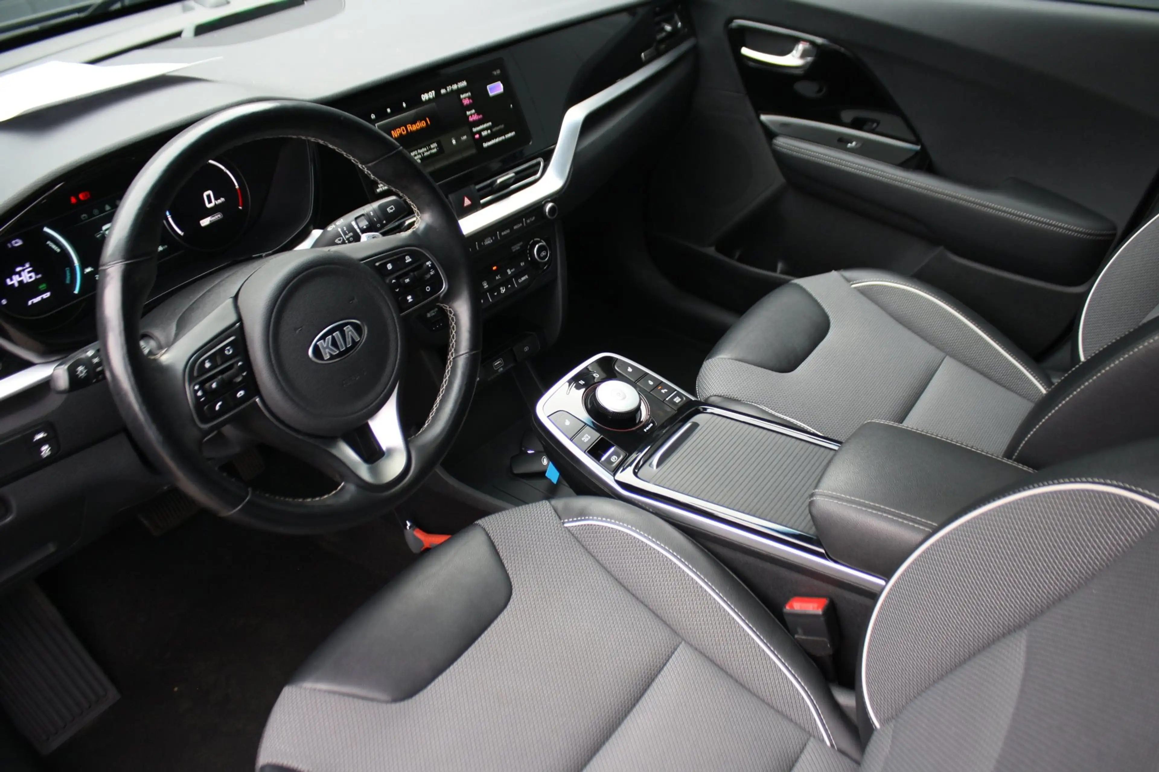 Kia e-Niro DynamicPlusLine 64 kWh -CAMERA - PDC - SCHUIFKANTE — photo 4