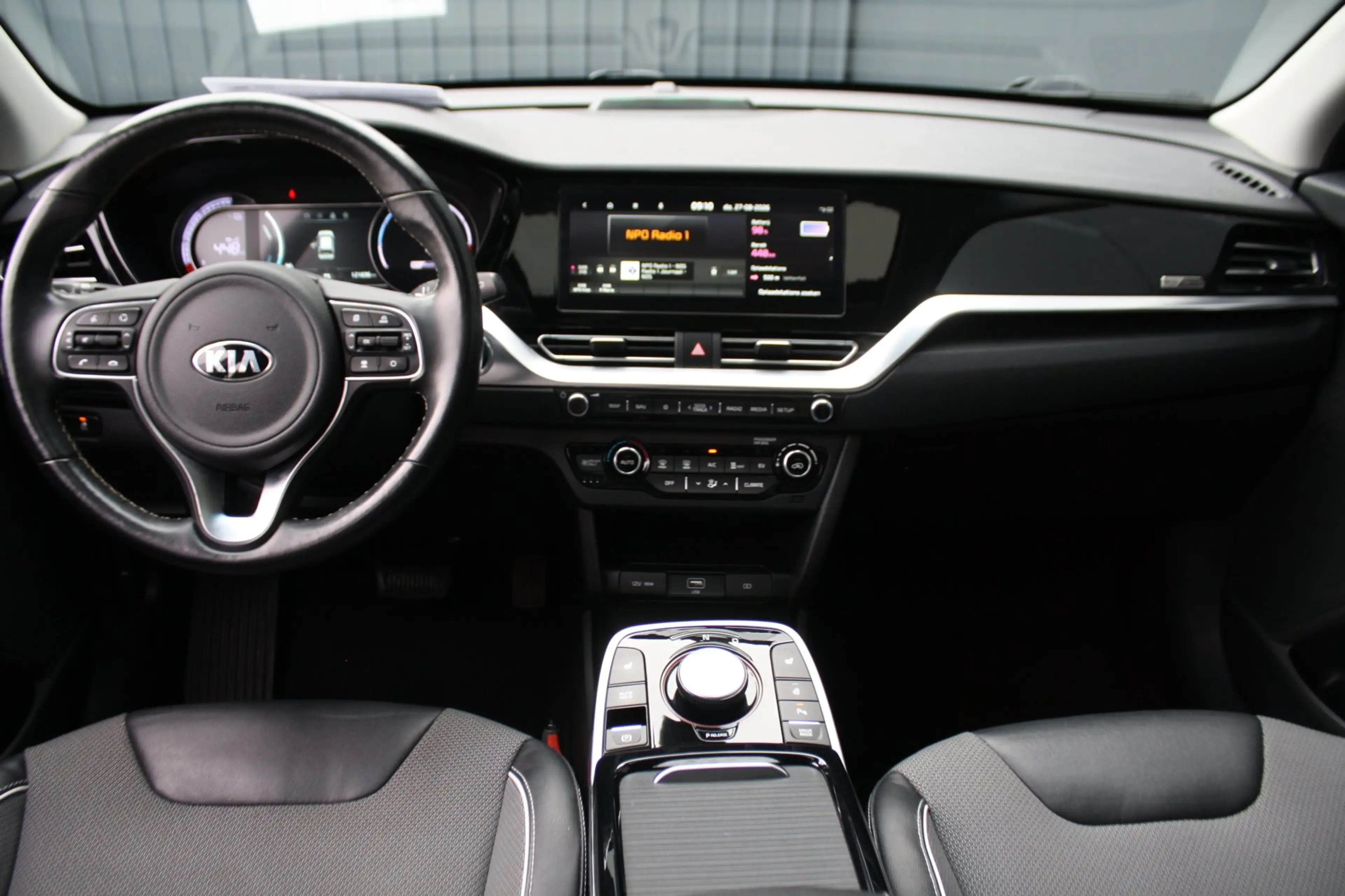 Kia e-Niro DynamicPlusLine 64 kWh -CAMERA - PDC - SCHUIFKANTE — photo 3