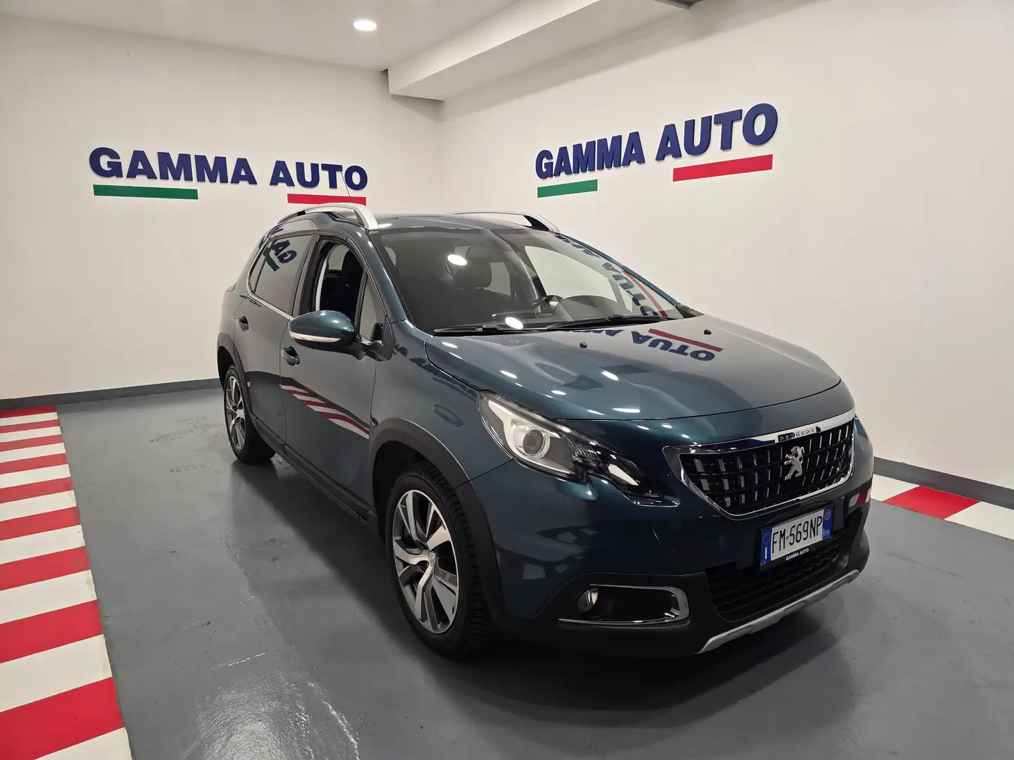 Peugeot 2008 1.6 HDI ALLURE NAVI KAMERA KM 98.000 UNIPRO' Blau - 2