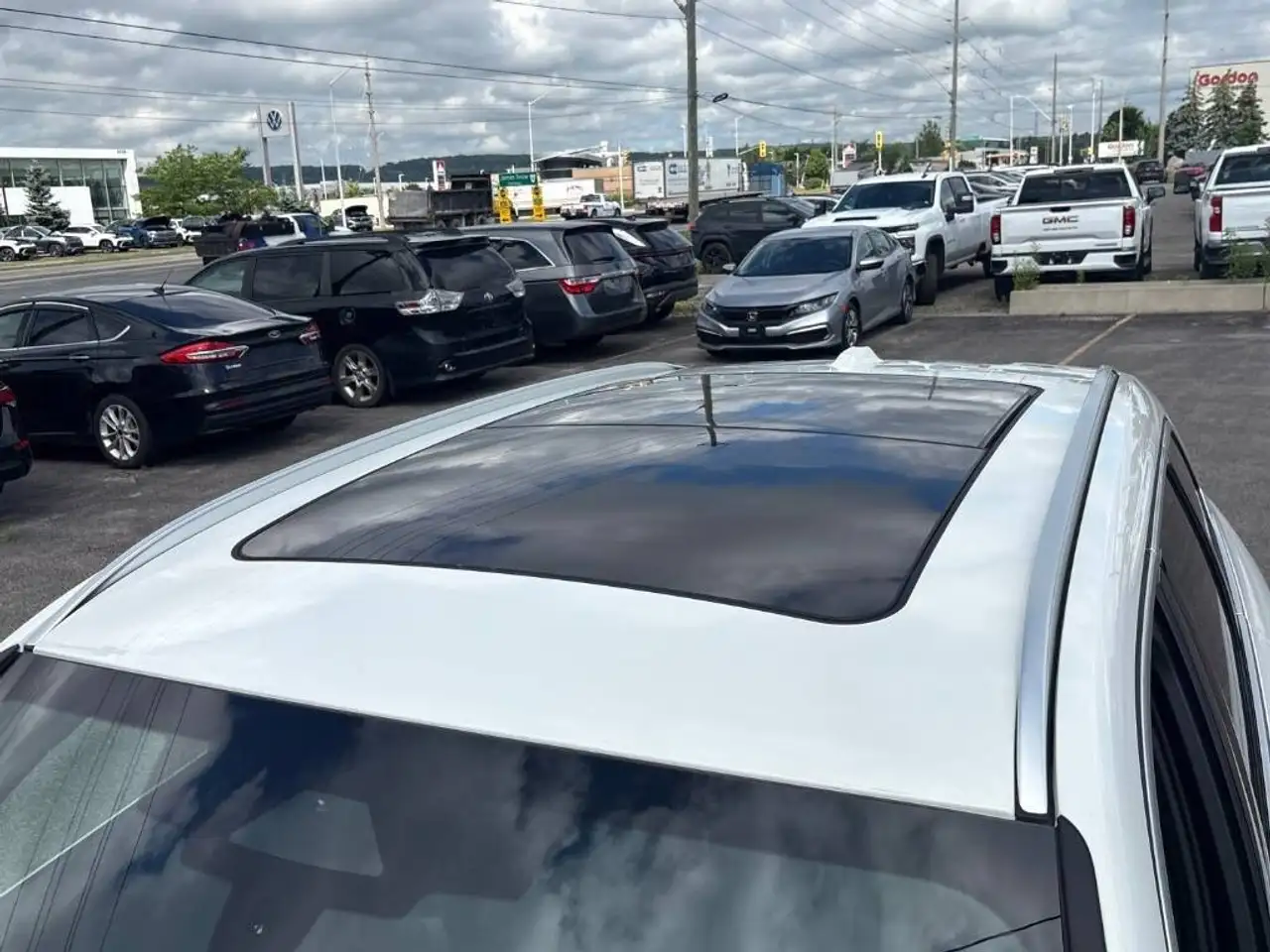 BMW X1 снимка BMW X1