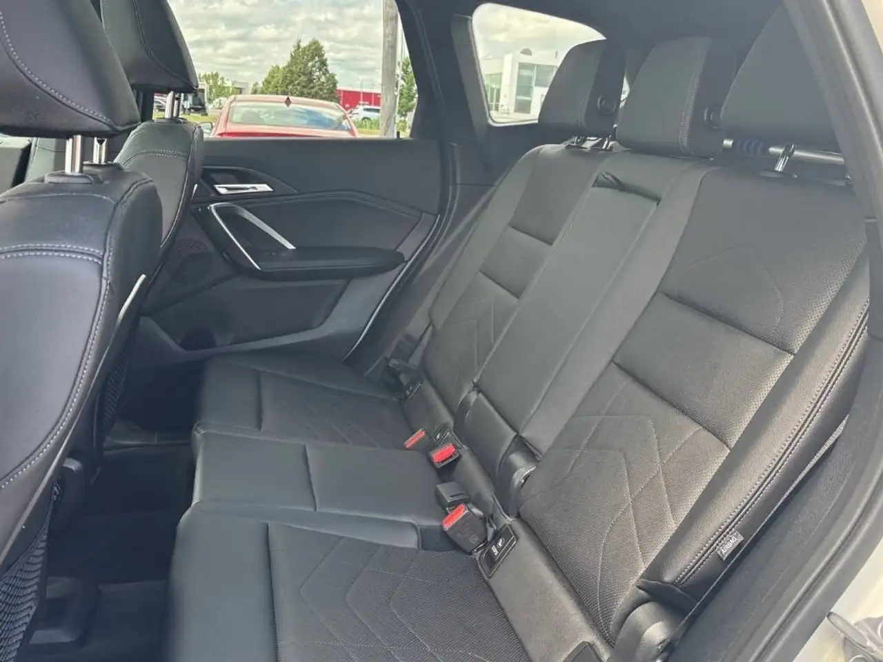 BMW X1 снимка BMW X1