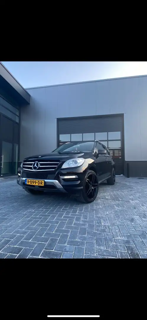 Mercedes-Benz ML 250 BlueTEC 4MATIC 7G-TRONIC Negru - 2