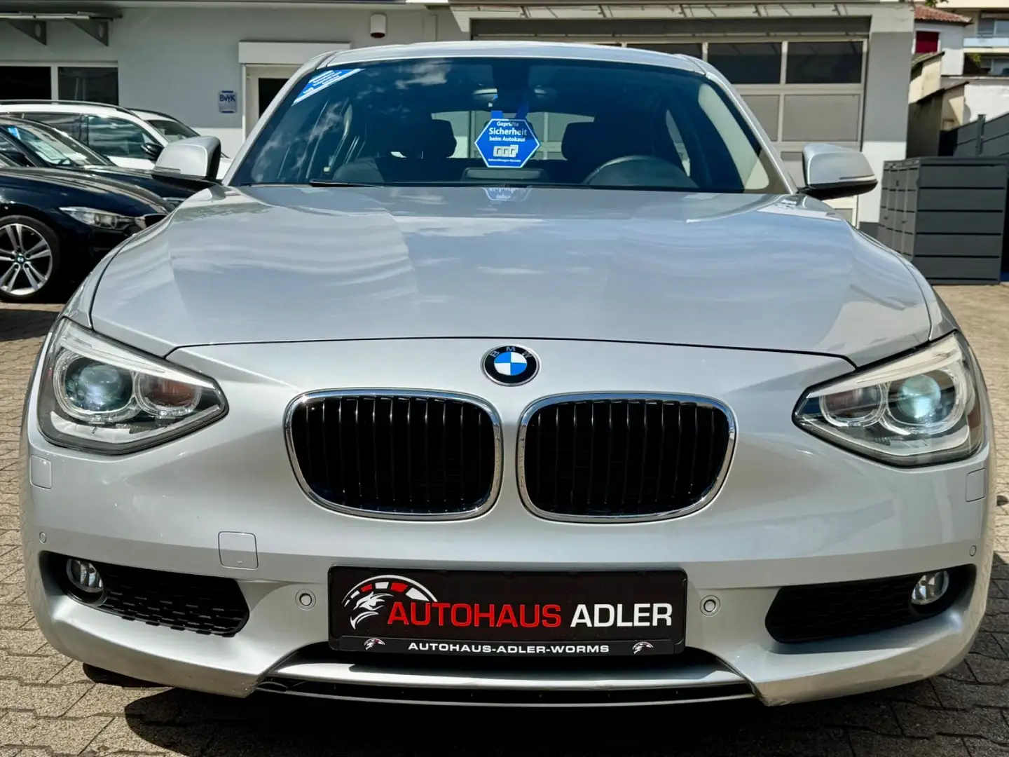 BMW 116 i*2HD*5TRG*AUTM*PDC*NAV*LED*XEN*SH*LEDER*8XBR Silber - 2