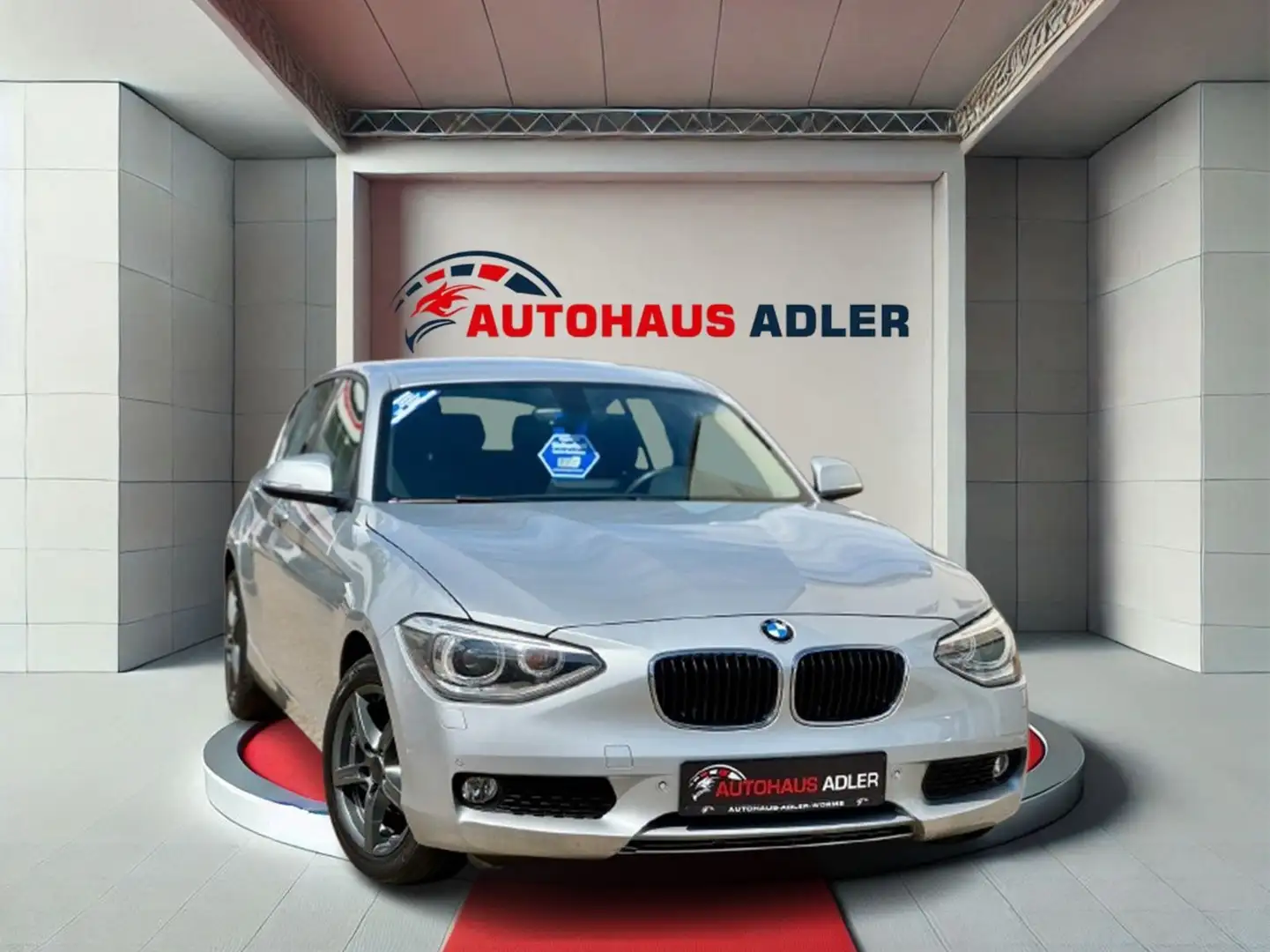 BMW 116 i*2HD*5TRG*AUTM*PDC*NAV*LED*XEN*SH*LEDER*8XBR Silber - 1