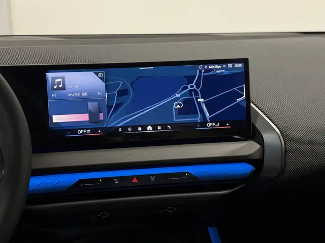 BMW X3 view 11