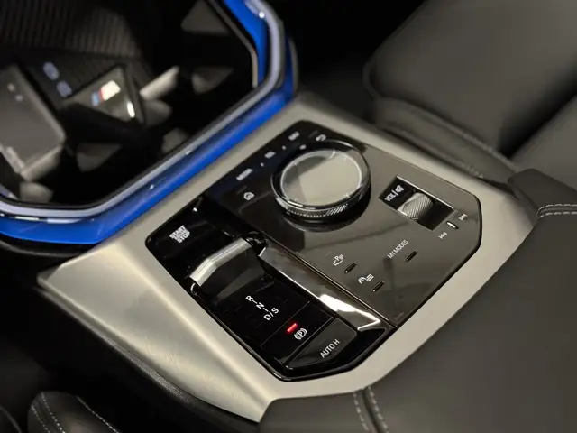 BMW X3 view 13