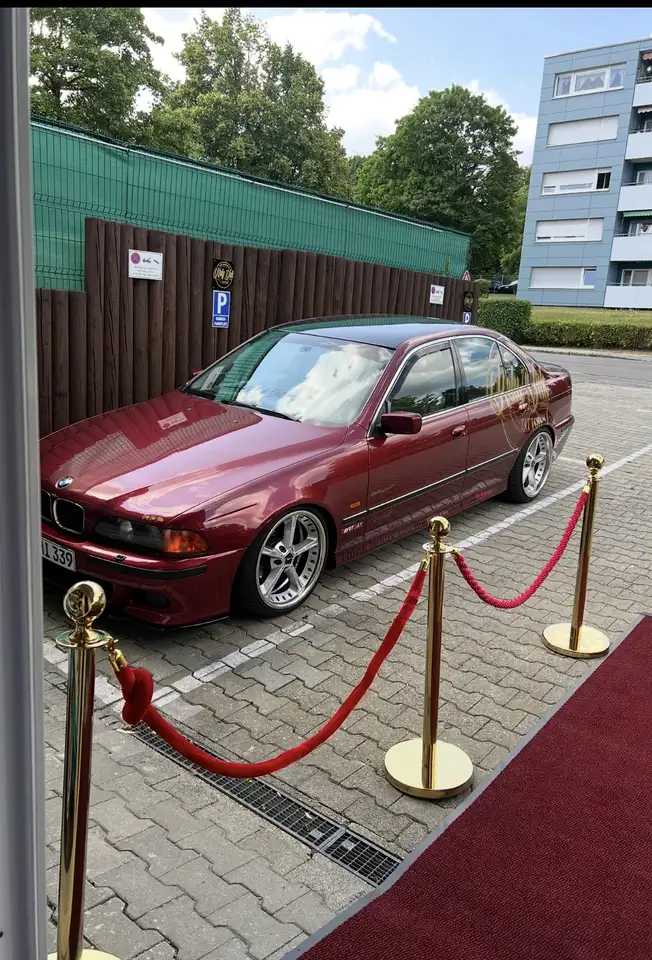 BMW 523i, foto 2
