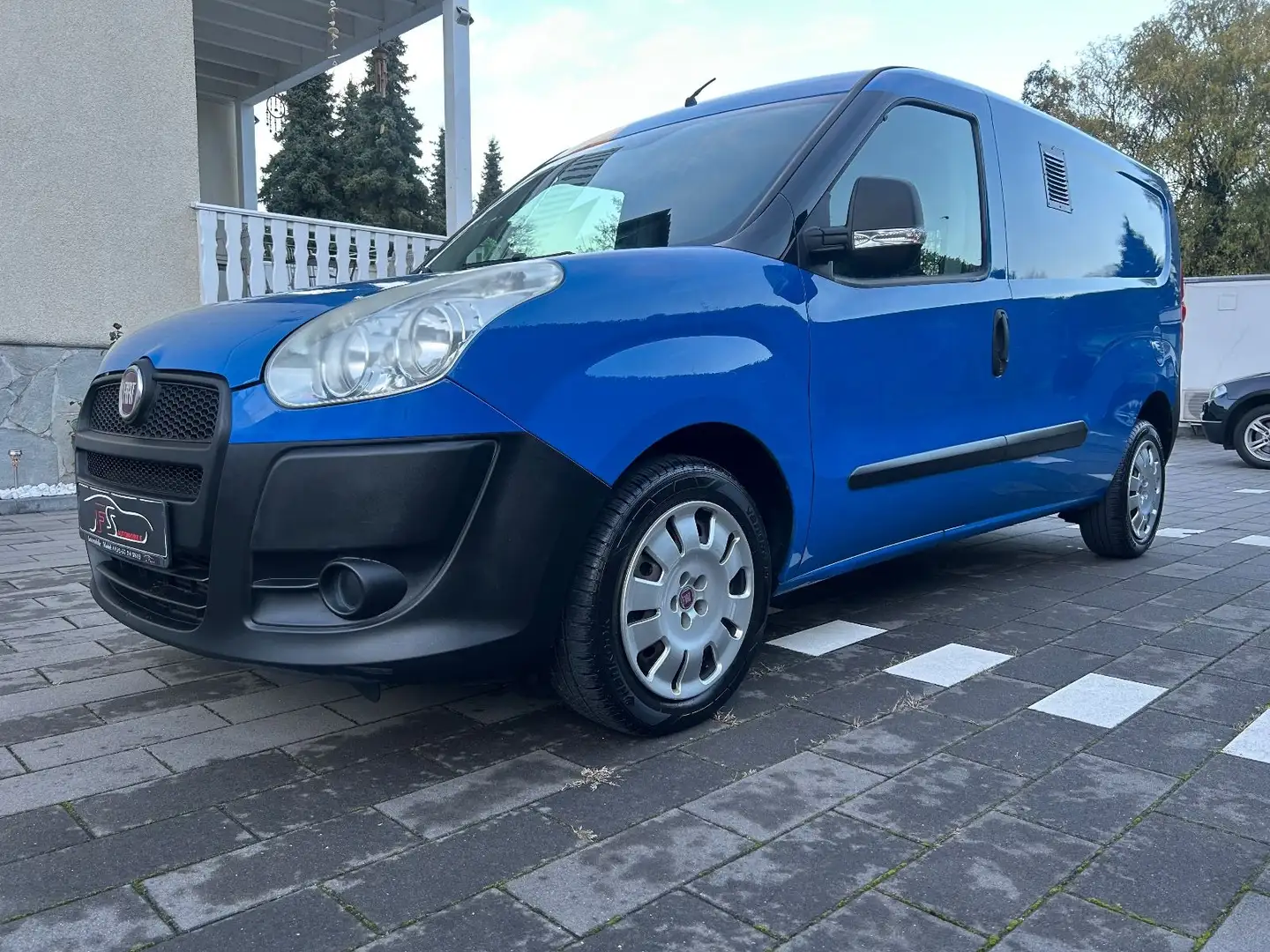 Fiat Doblo Cargo Maxi Kasten*TÜV 5-2026*1 HAND* Blau - 1