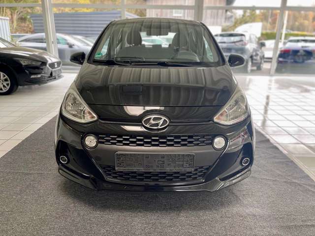 Hyundai i10 YES!*SITZH*USB*TEMP*LED*TOP ZUSTAND*1HAND*