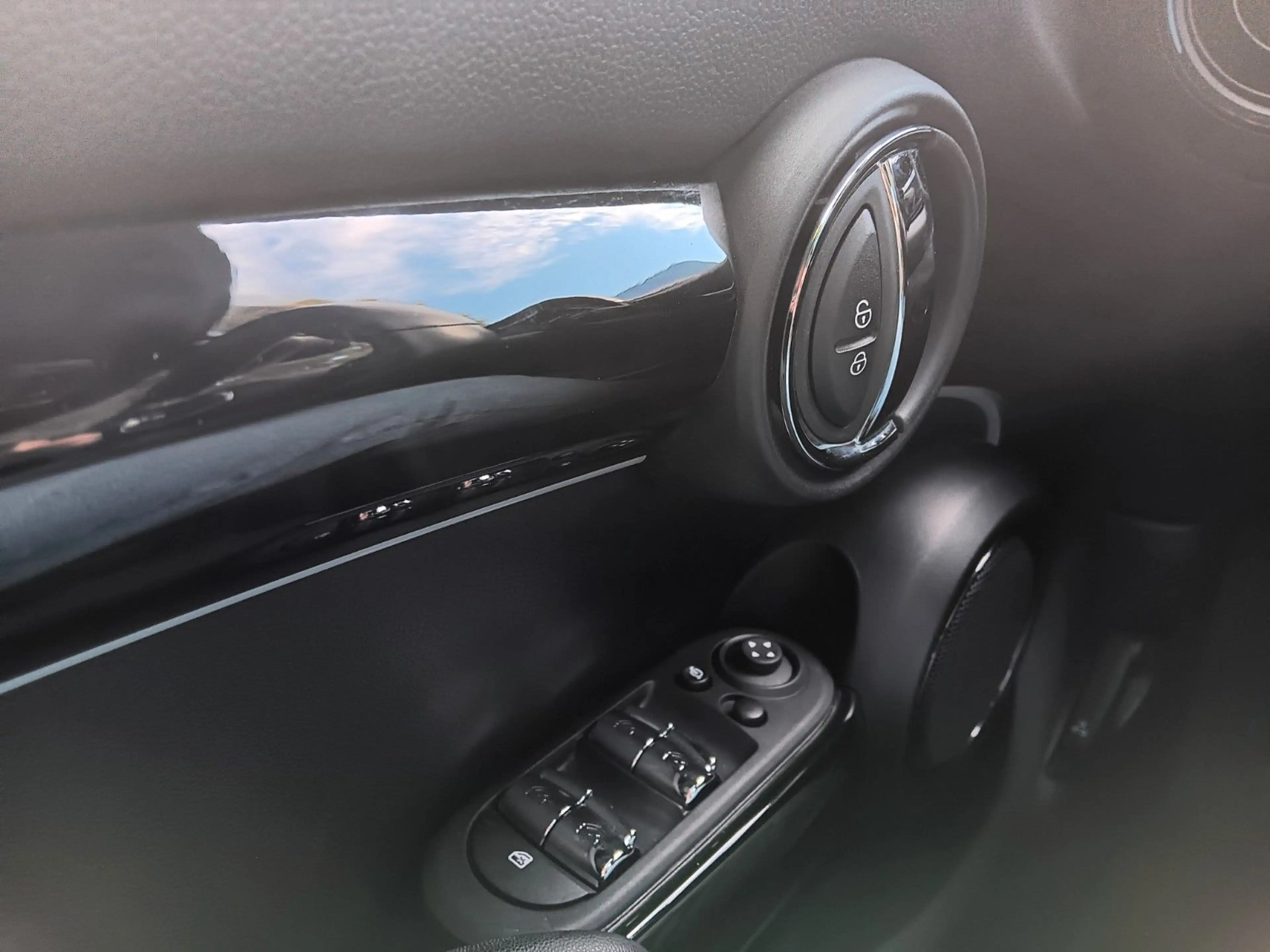 MINI Cooper S Mini 5-trg. Classic Trim Navi LED Klima — photo 14
