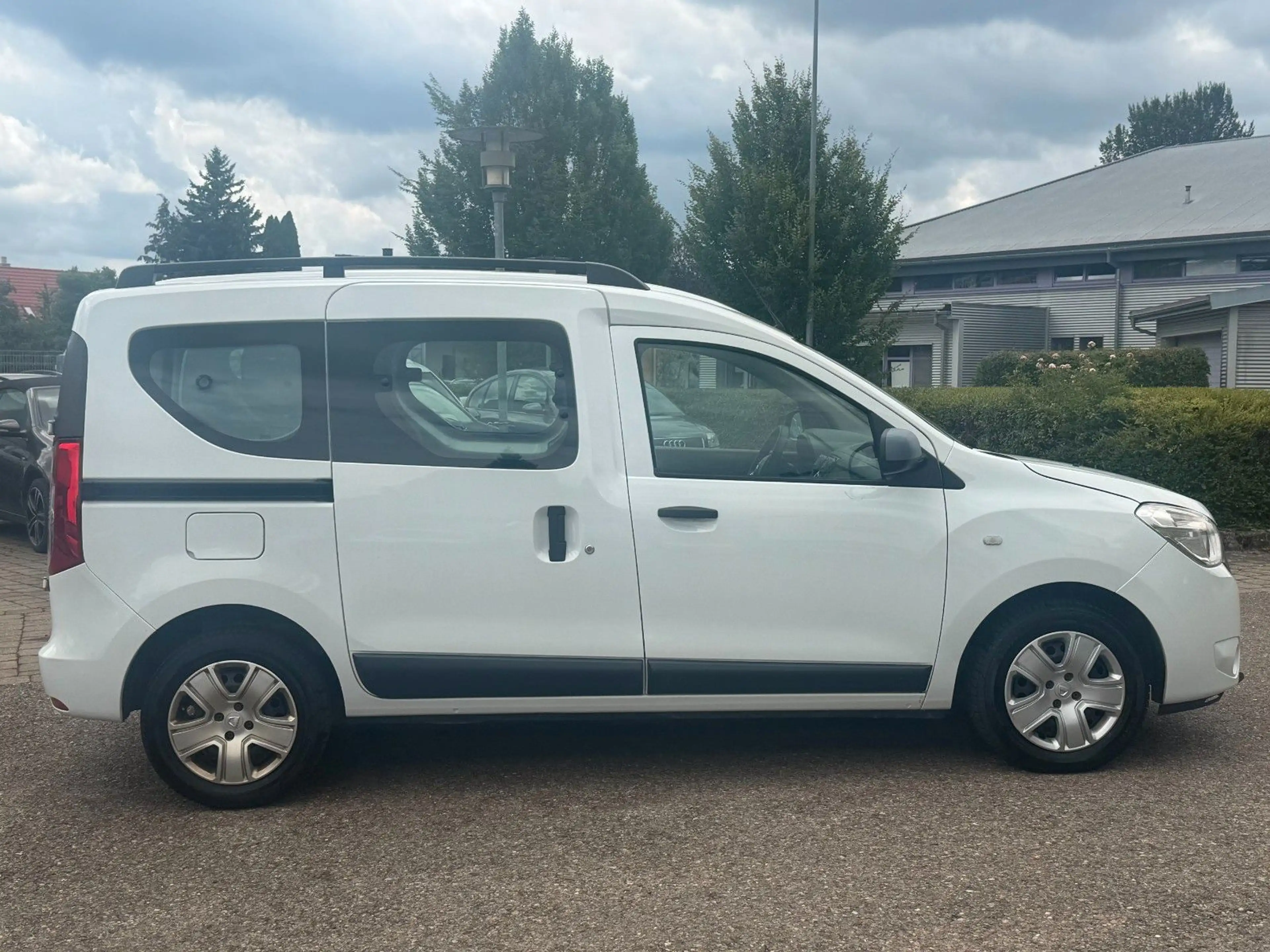 Dacia Dokker Comfort-1.5dCi-Klima-DPF Voll !!! — photo 10
