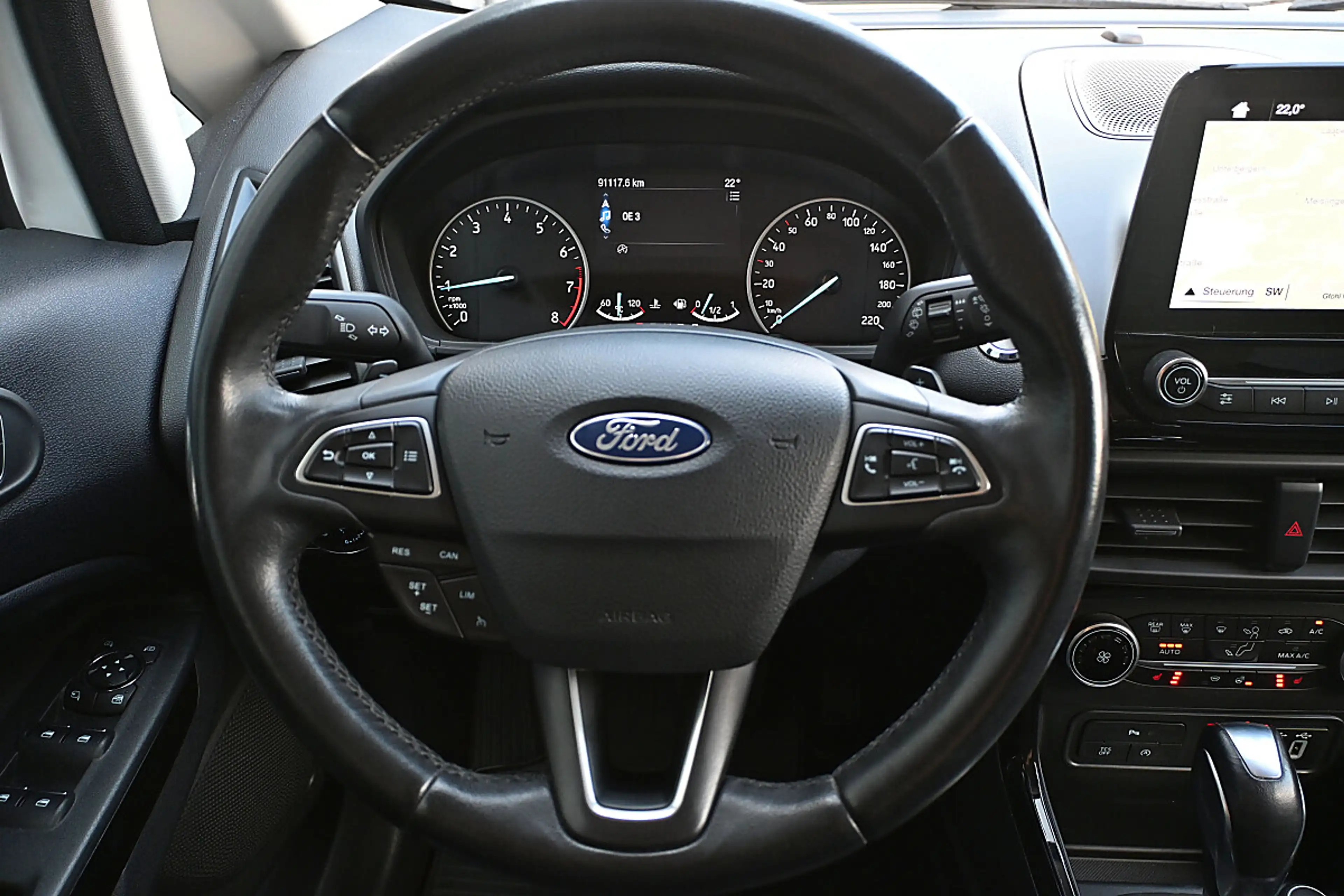 Ford EcoSport 1,0 EcoBoost Titanium Aut. Navi, Xenon, Panoram... — photo 7