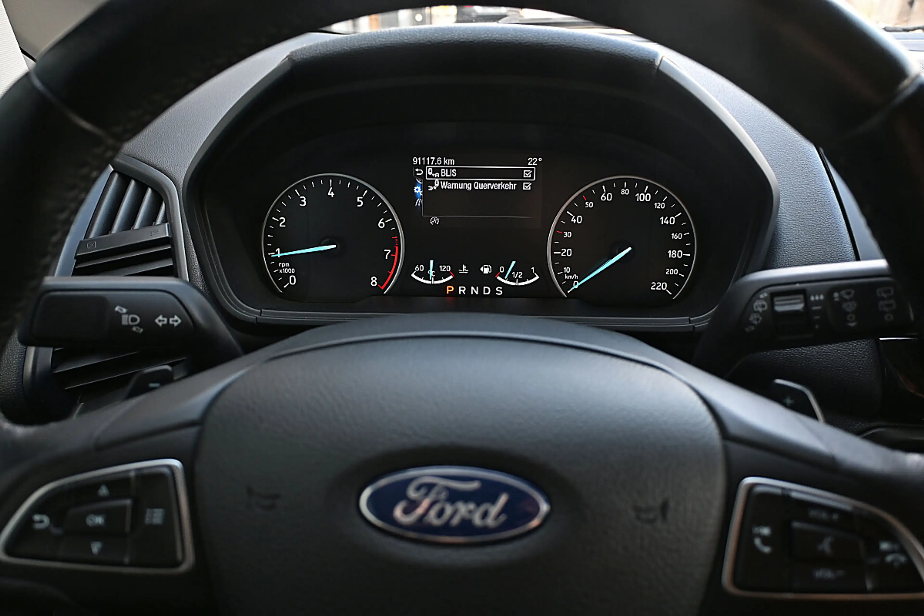 Ford EcoSport 1,0 EcoBoost Titanium Aut. Navi, Xenon, Panoram... — photo 8