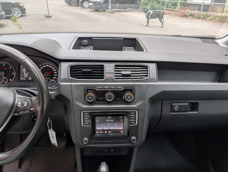 Volkswagen Caddy 2.0 TDi BMT*Automatik*AHK Regale — photo 10