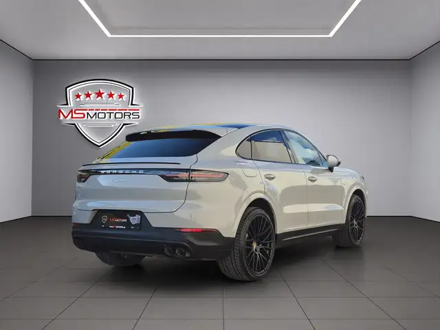 Porsche Cayenne E-Hybrid*HEAD UP*360 KAMERA*PANO*S CHRONO*BOSE* Ansicht 5