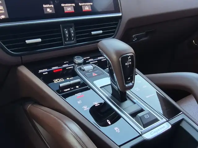 Porsche Cayenne E-Hybrid*HEAD UP*360 KAMERA*PANO*S CHRONO*BOSE* Ansicht 28