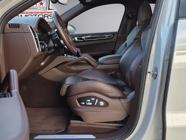 Porsche Cayenne E-Hybrid*HEAD UP*360 KAMERA*PANO*S CHRONO*BOSE* Ansicht 16