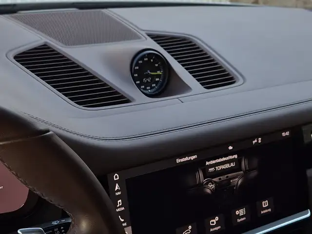 Porsche Cayenne E-Hybrid*HEAD UP*360 KAMERA*PANO*S CHRONO*BOSE* Ansicht 38