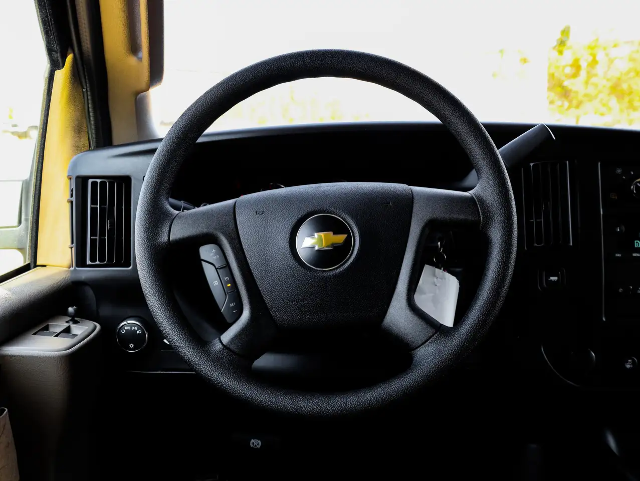 Chevrolet Express 2500 снимка Chevrolet Express 2500