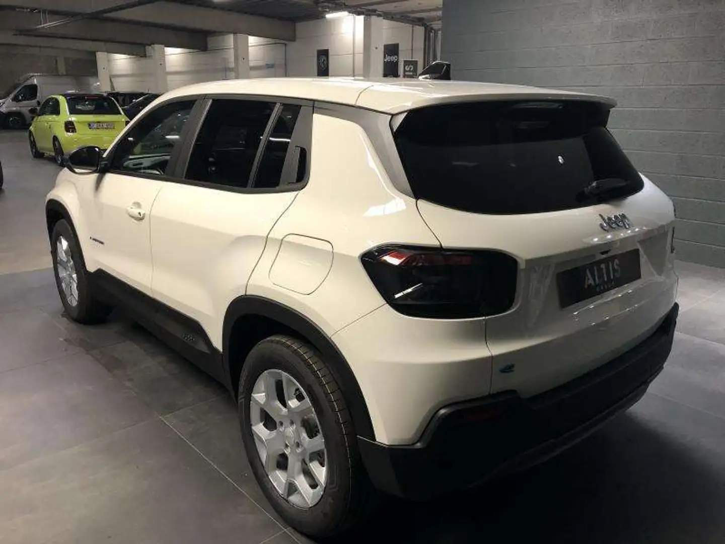Jeep Avenger BEV MY23-AVENGER LONGITUDE Wit - 2