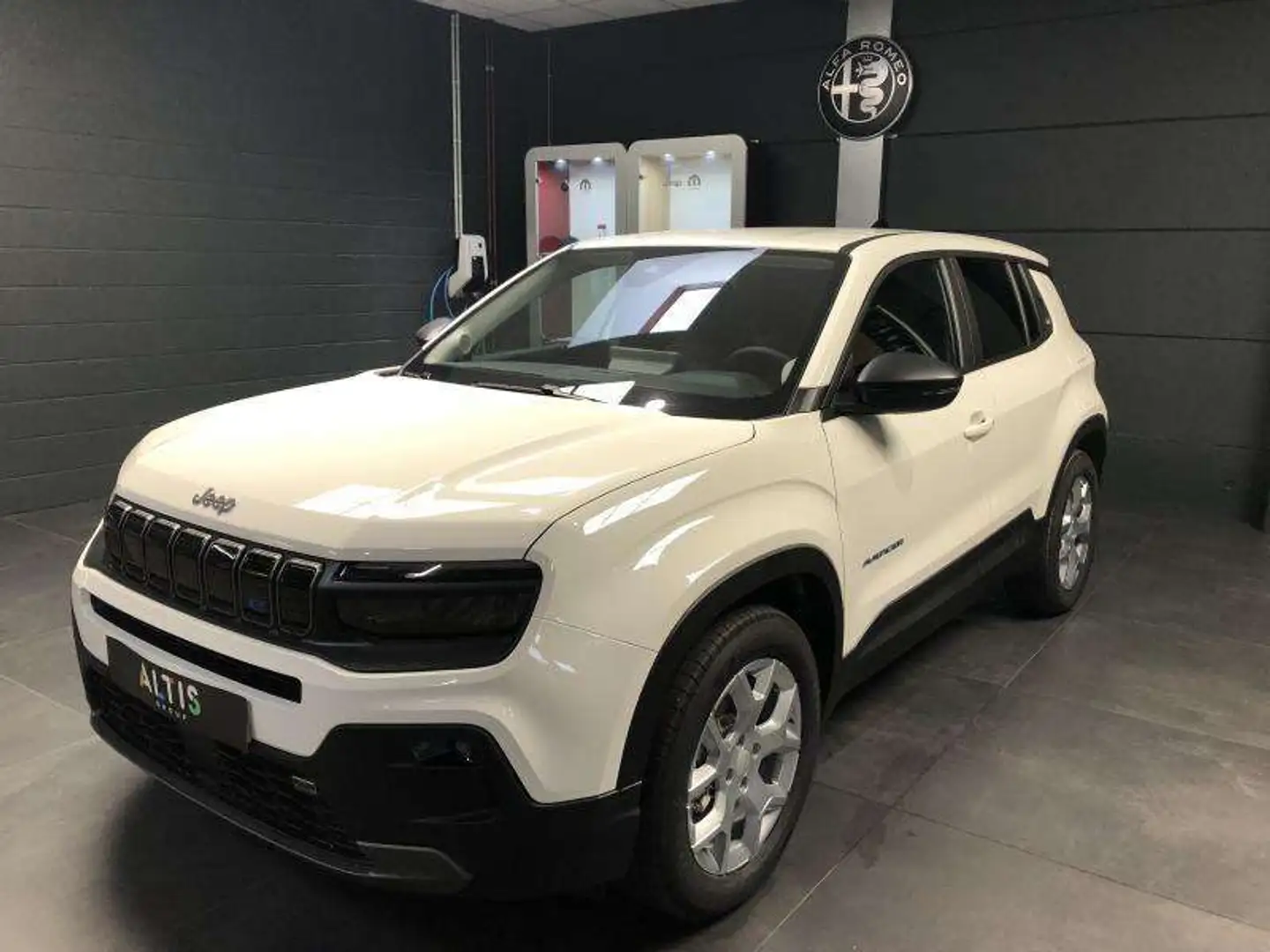 Jeep Avenger BEV MY23-AVENGER LONGITUDE Wit - 1