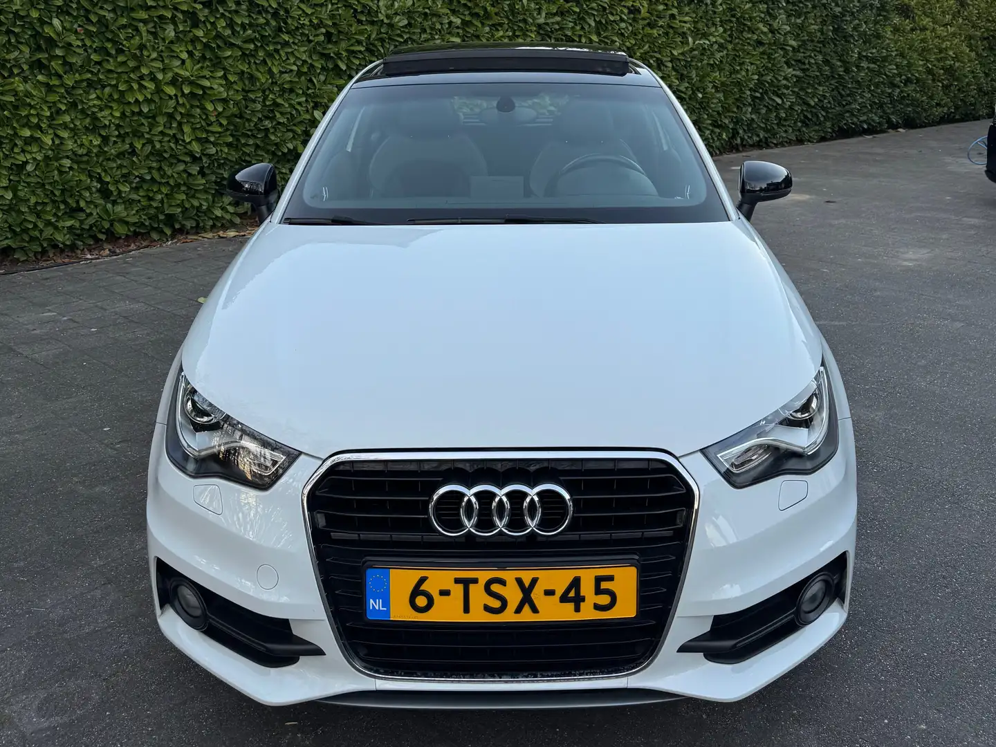Audi A1 A1 1.4 TFSI S-Line Wit - 2