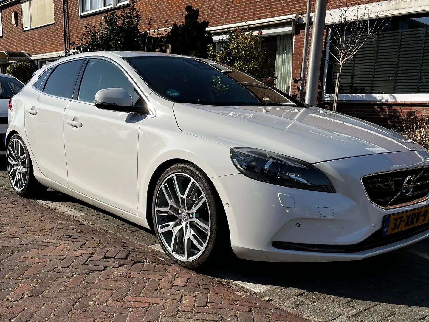 Volvo V40 V40 2.0 D3 Summum Wit - 1