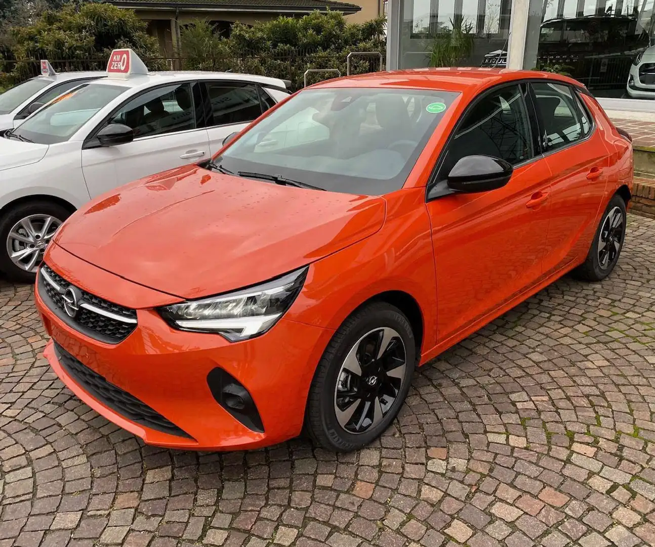 Opel Corsa-e 5 porte Edition Arancione - 1