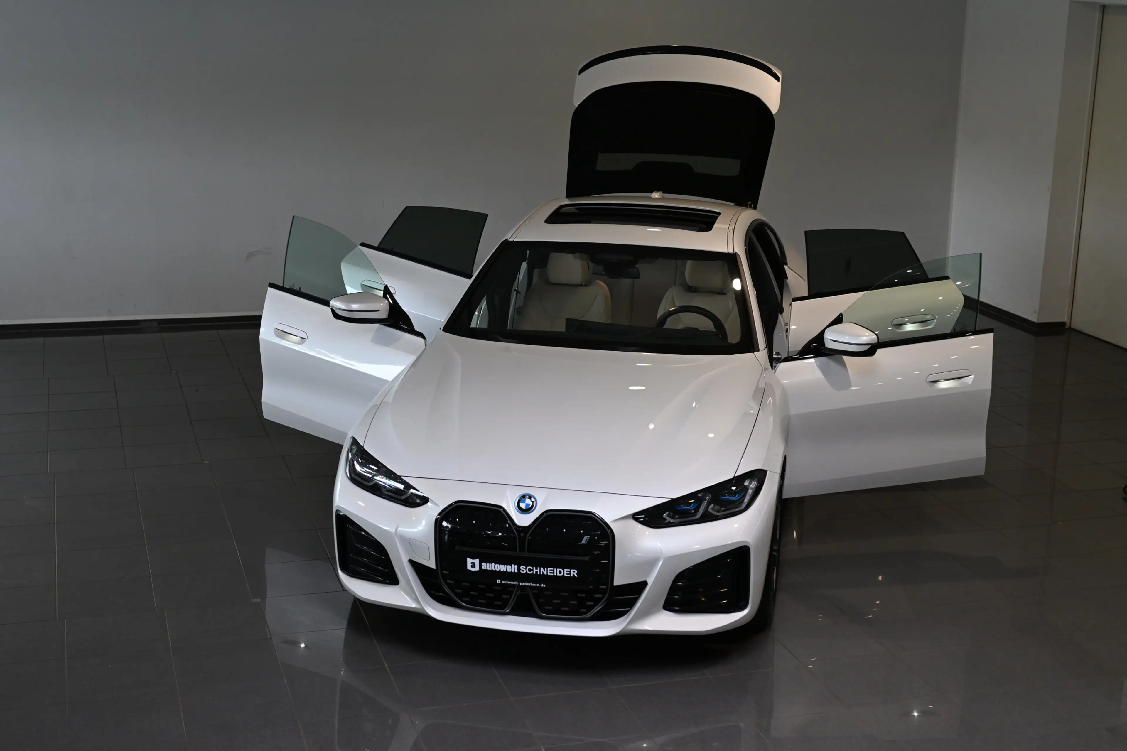 BMW i4 40 eDrive M Sport Pro Leder ACC GSD Laser H&K — photo 5