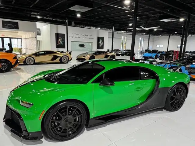 Bugatti Chiron CHIRON PUR SPORT 8.0 W16 1500HP "1 OF 60"