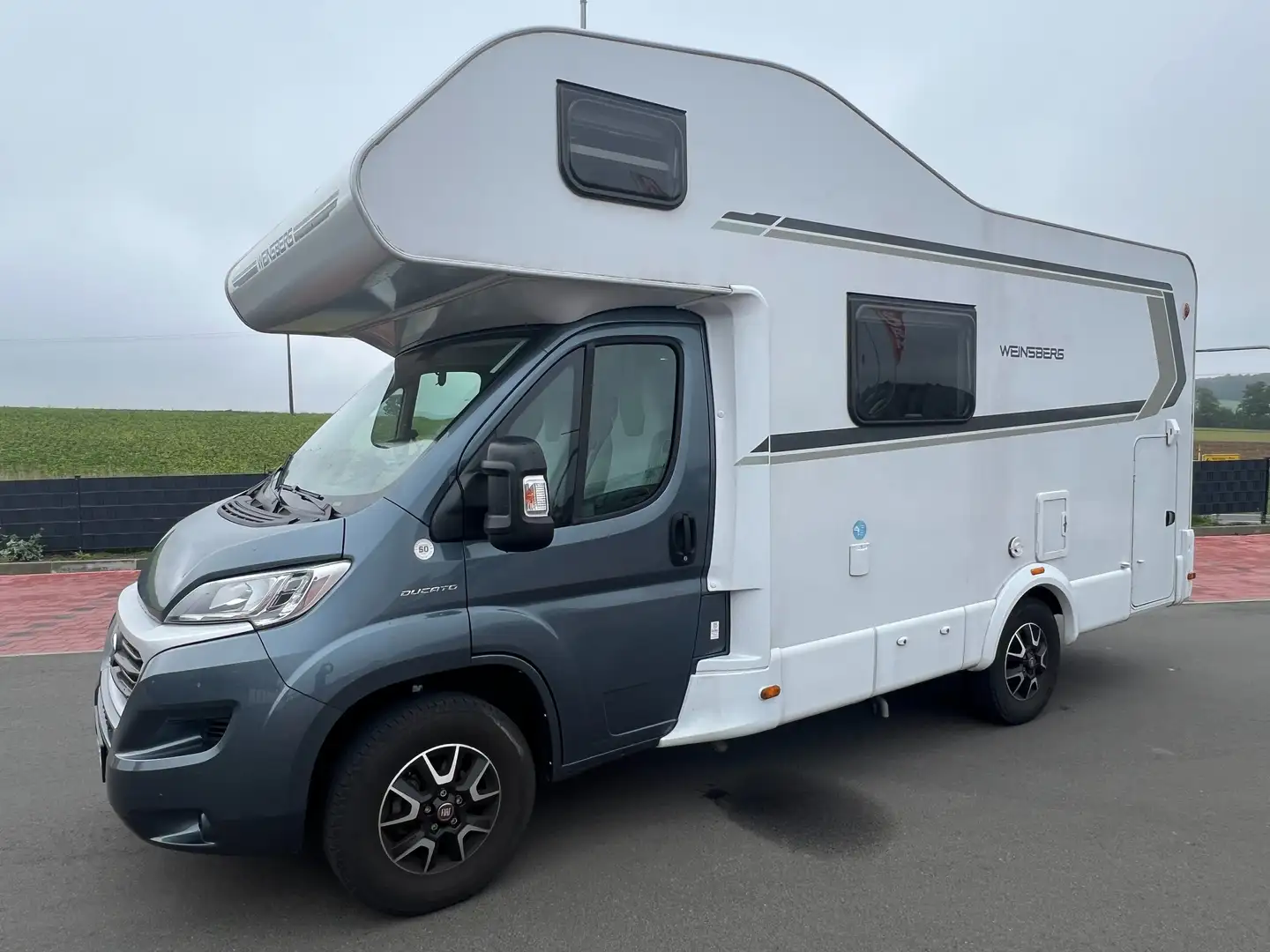 Caravans-Wohnm Weinsberg Alkoven Gris - 1