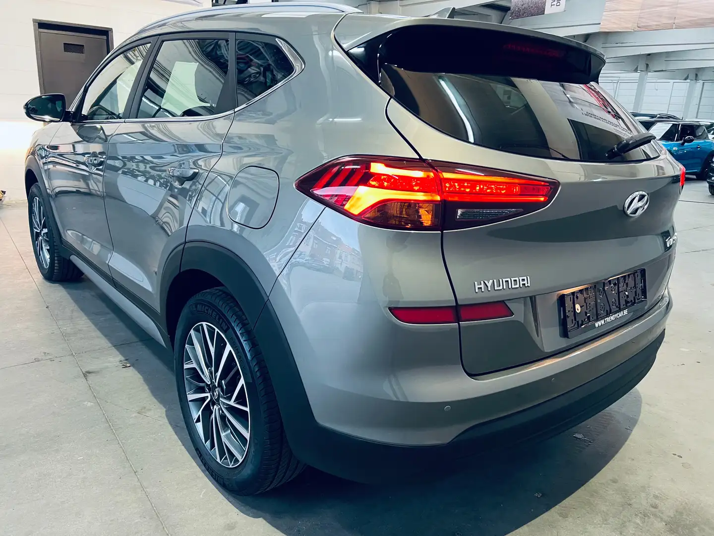 Hyundai TUCSON Tucson 1.6 GDi Feel+NAVI+KEYLESS+CARNET+GARANTIE Gris - 2