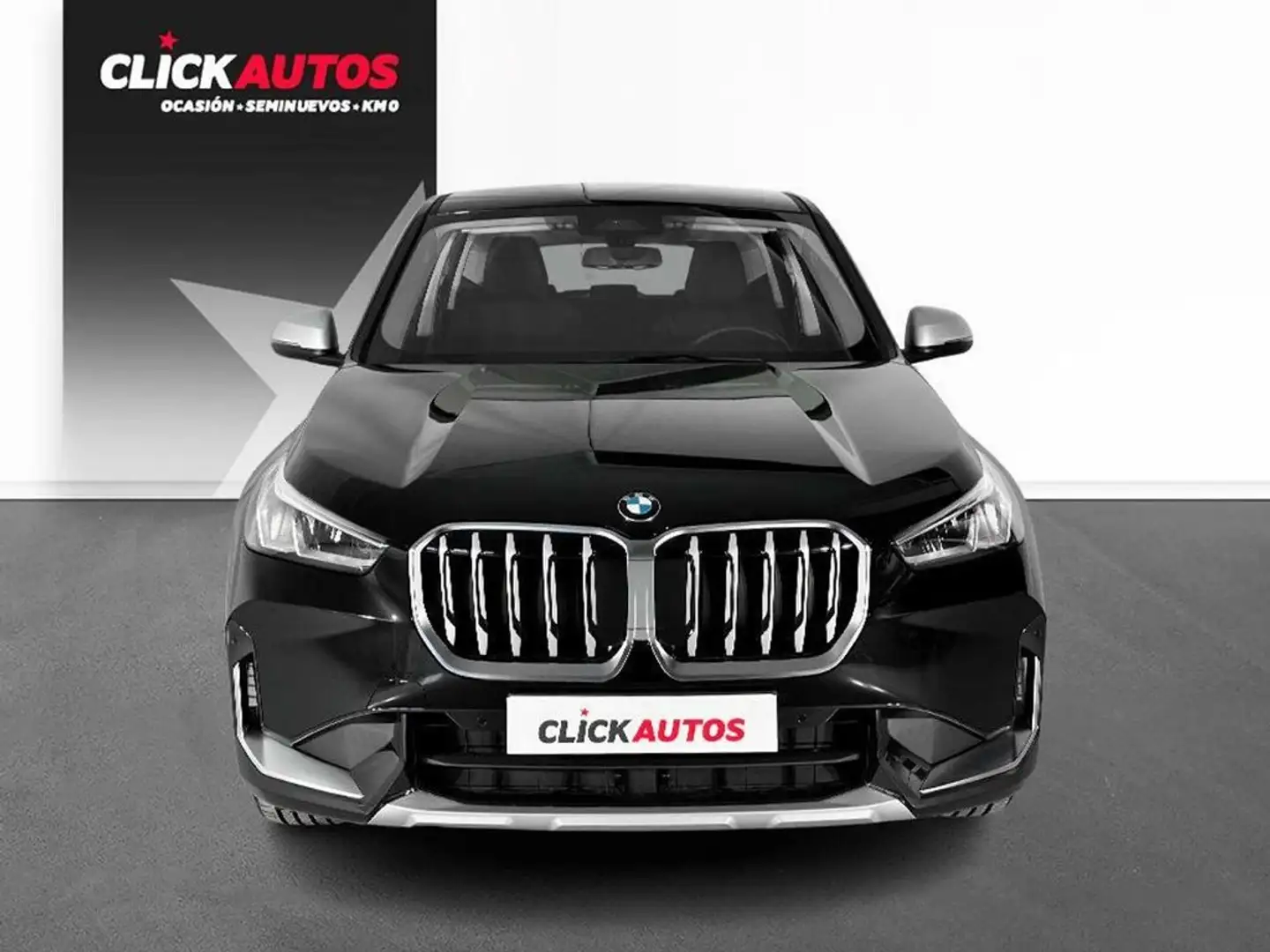 BMW X1 sDrive 18dA Zwart - 2