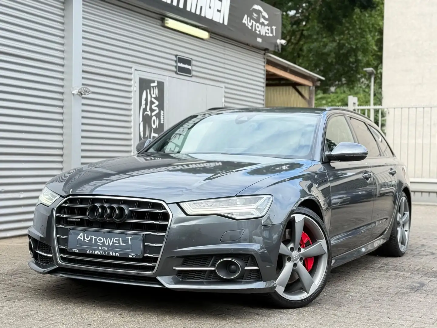 Audi A6 Avant 3.0 BiT Competition *1-HAND*AHK*MATRIX* Gris - 1