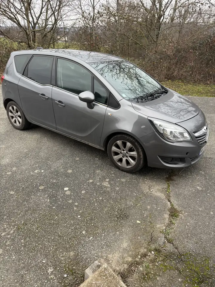 Opel Meriva 1.6 CDTI - 110 ch Start/Stop Cosmo Pack