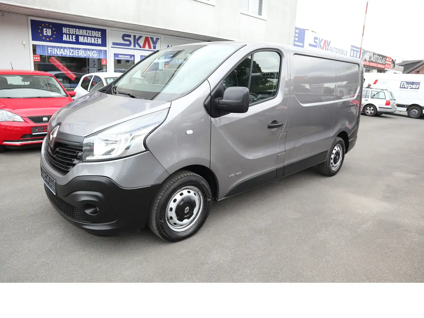 Renault Trafic L1H1 2,7t Komfort Gris - 2