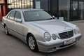 Mercedes-Benz E 200 Classic CDI Silber - thumbnail 2